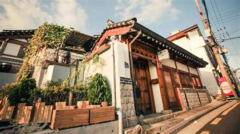 hanok guesthouse seoul.
